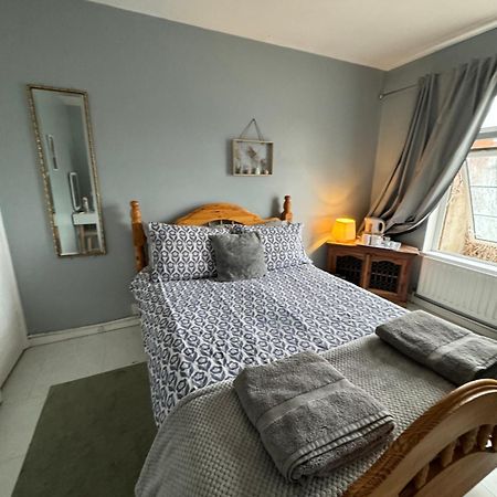 House Near To Castlecourt Shopping Apartman Belfast Kültér fotó
