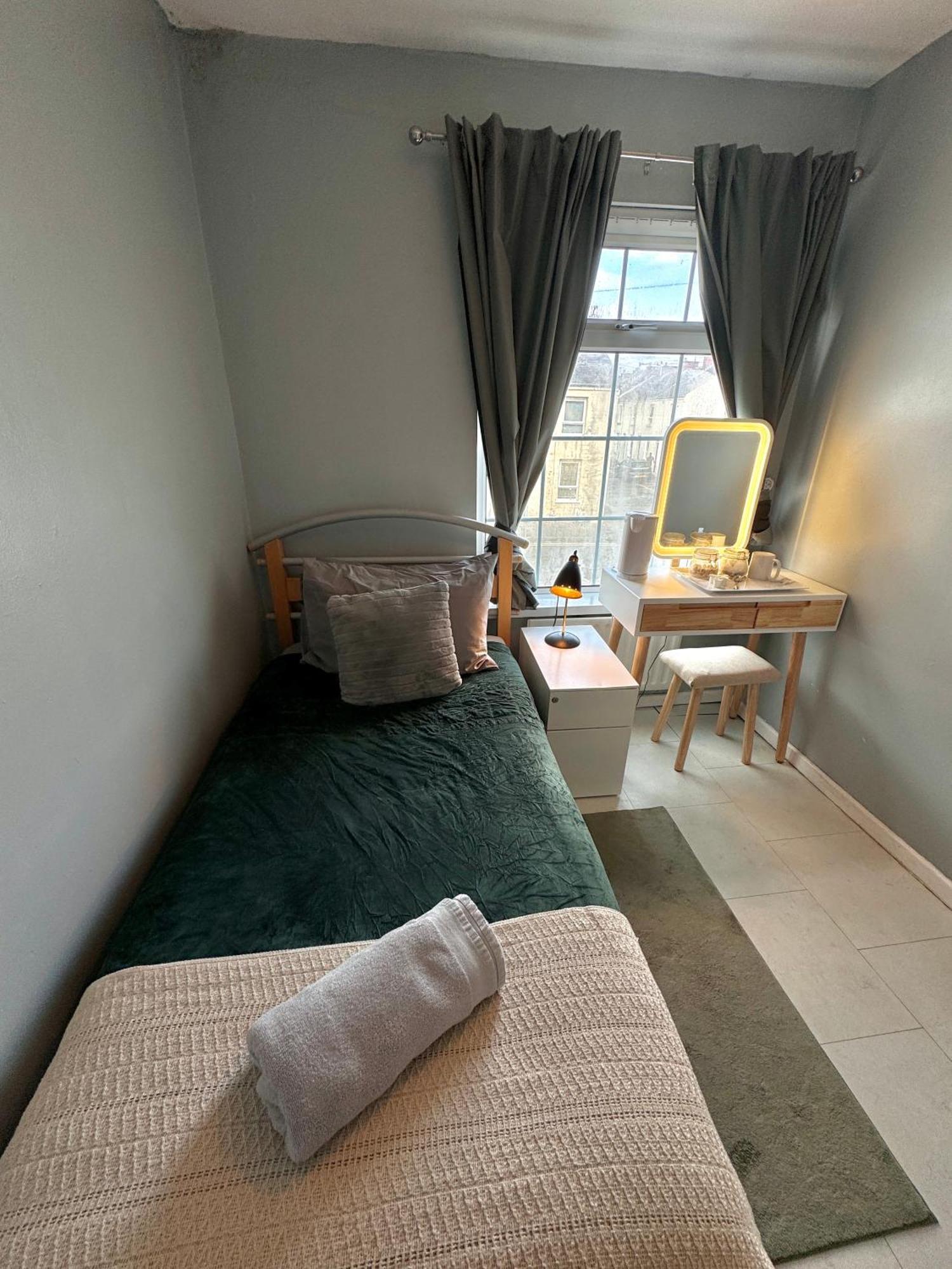 House Near To Castlecourt Shopping Apartman Belfast Kültér fotó